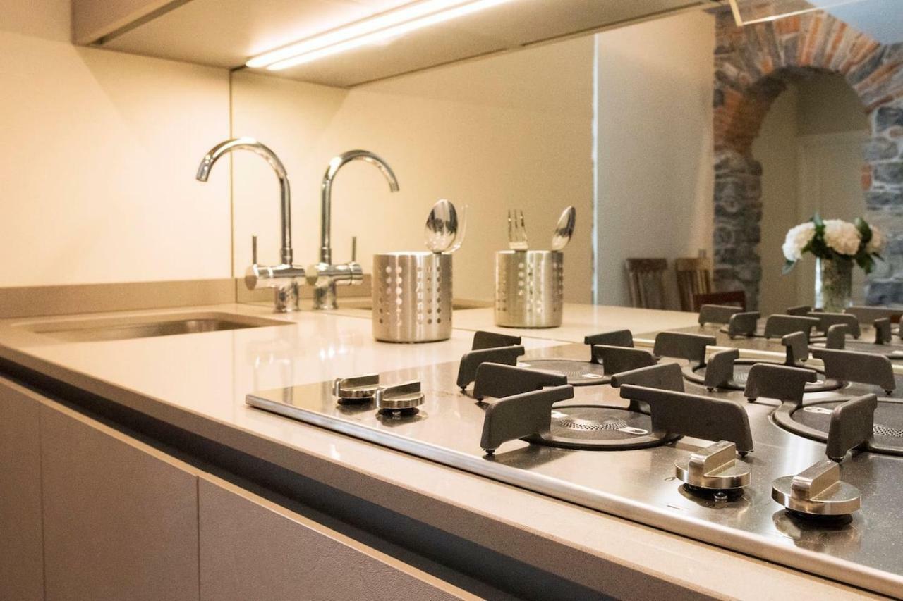 Joivy Elegant 1Br Flat Near City Centre Côme Esterno foto