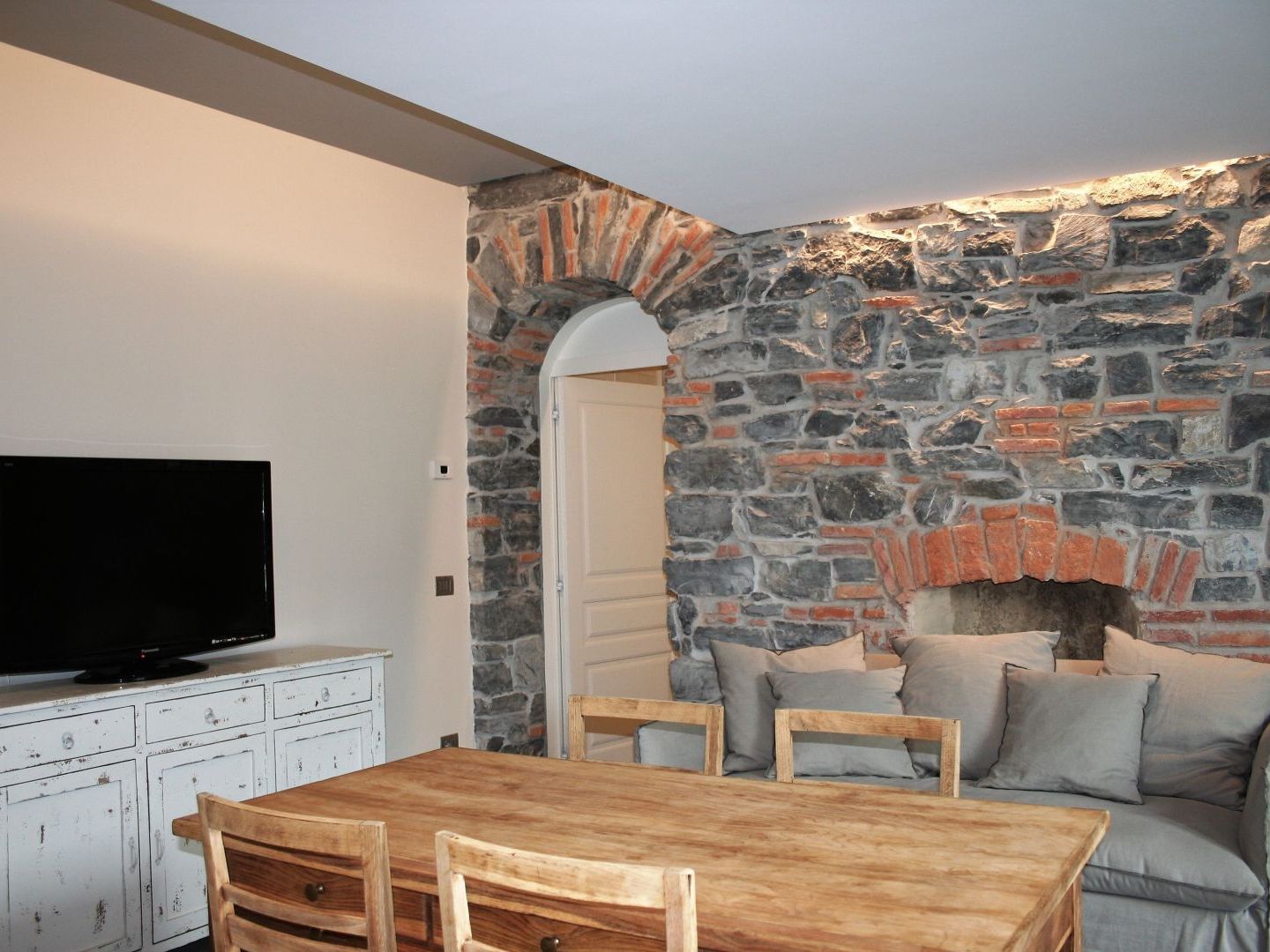 Joivy Elegant 1Br Flat Near City Centre Côme Esterno foto