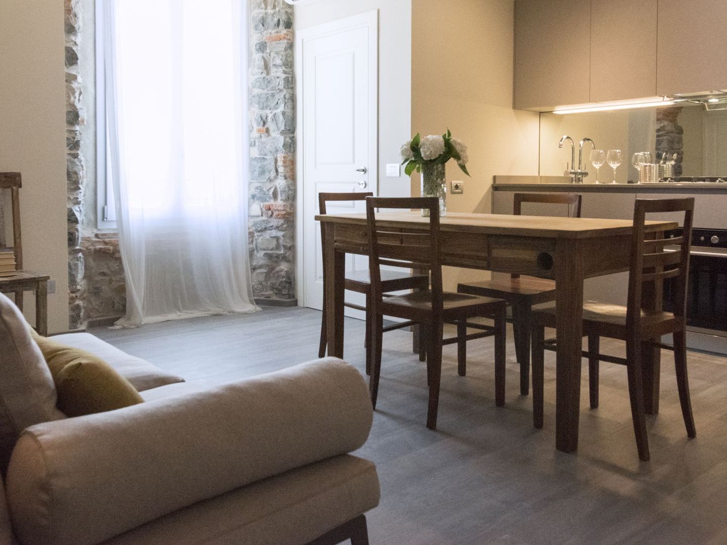 Joivy Elegant 1Br Flat Near City Centre Côme Esterno foto