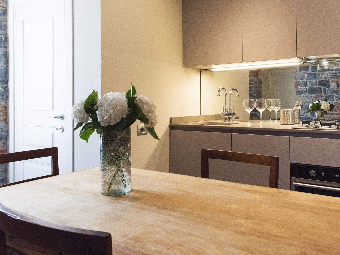 Joivy Elegant 1Br Flat Near City Centre Côme Esterno foto